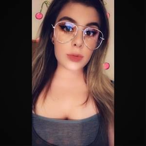 Meet your Posher, Zoe